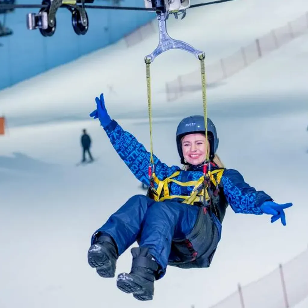 05-ski-dubai-snow-bullet-zipline