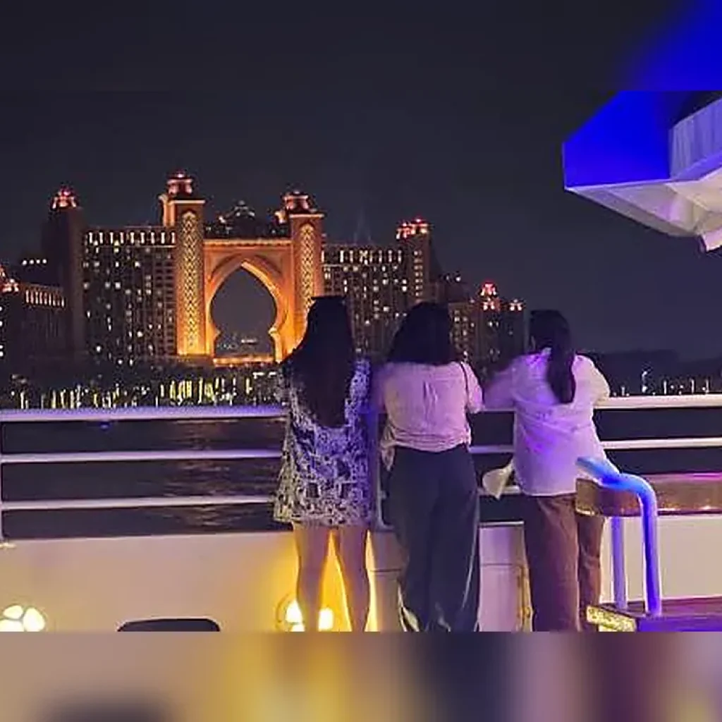 lotus-royale-atlantis-view-cruise