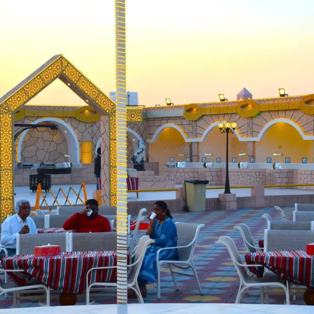 total-support-camp-buffet-courtyard